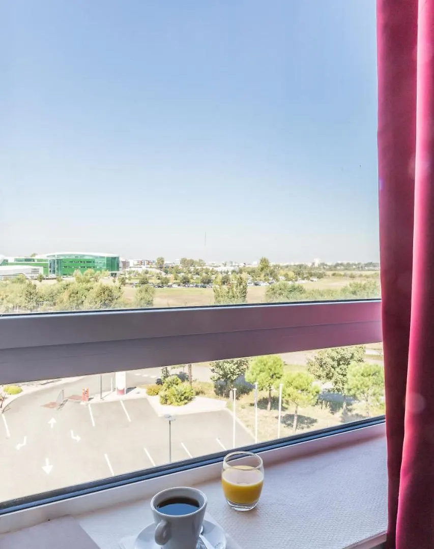 Zenitude Hotel-Residences Toulouse Fluvia 3*,