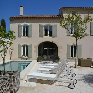 Mas A L'improviste Bed & Breakfast Maillane