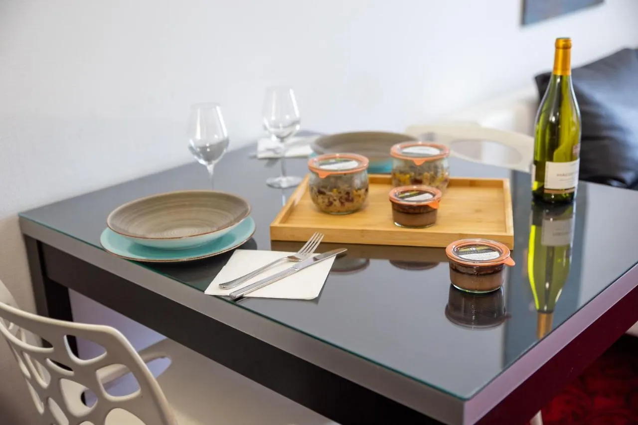Zenitude Hotel-Residences Toulouse Fluvia 3*,